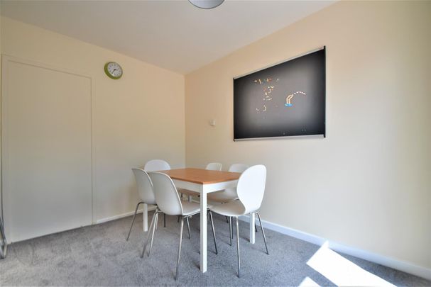 Maygoods Close, Cowley, UB8 - Photo 1