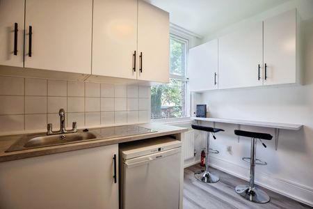 Room in a Shared House, Blackheath Road, SE10 - Photo 3