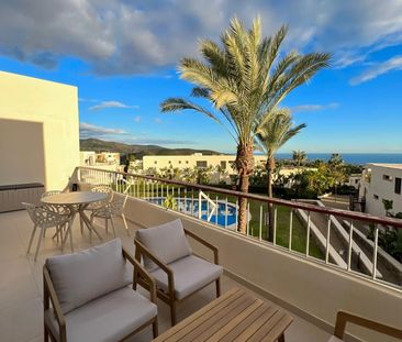 Duplex in Altos de los Monteros - Photo 5