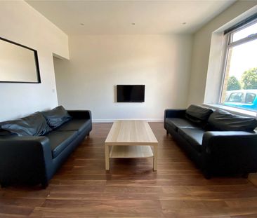 24 Victoria Street, Huddersfield, HD5 - Photo 1