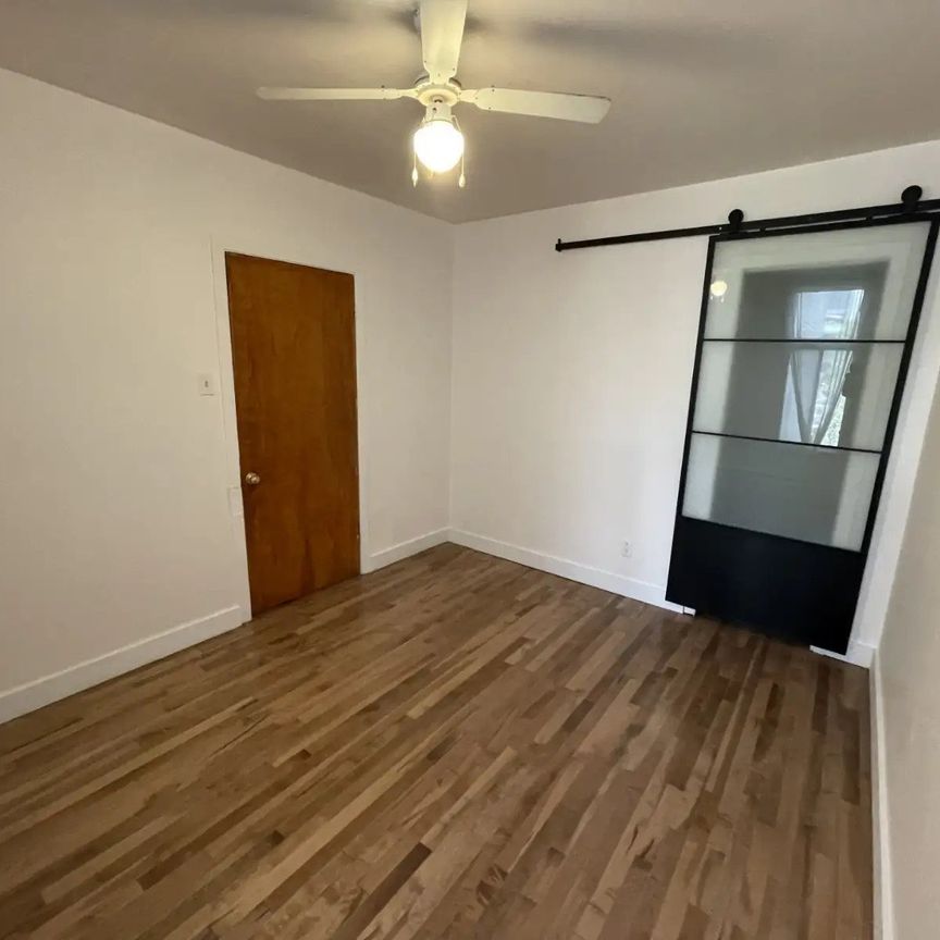 Condo for rent, Montréal (Le Sud-Ouest) - Photo 1