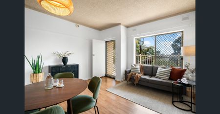 Exquisite City Fringe Retreat with Panoramic Elegance - Photo 5