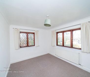 4 bedroom detached house to rent - Photo 4