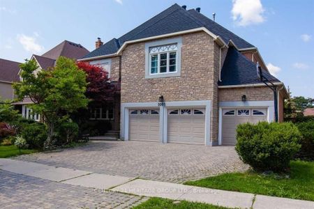 For Lease - 1001 Lockwood Circle, Newmarket, Ontario - Photo 5