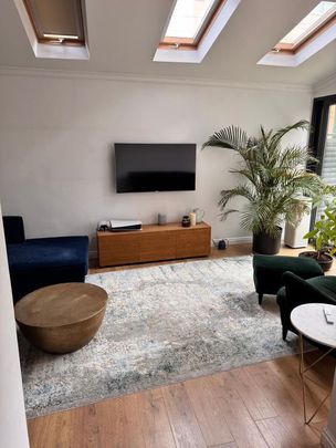 Vila 4 camere | Aviatiei | curte 50 mp | Baneasa | 3 Parcare - Fotografie 1