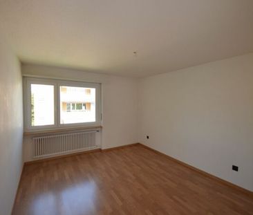 Befristetes Mietverhältnis: Zentral gelegene 3.5-Zimmer-Wohnung in ... - Foto 4