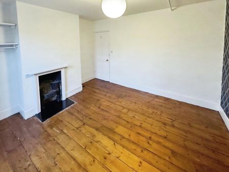 2 bedroom terraced house to rent - Photo 2