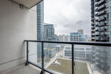 For Lease - 39 Annie Craig Drive Unit# 1408, Toronto, Ontario - Photo 2