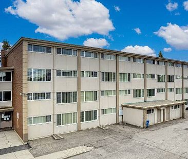 10 Frobisher Blvd SE, Calgary - Photo 1