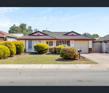 Room For The Whole Family! - Photo 2