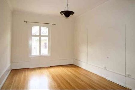 Exclusive 5.5-room apartment in the heart of Basel (temporarily until July 2026) - Photo 3