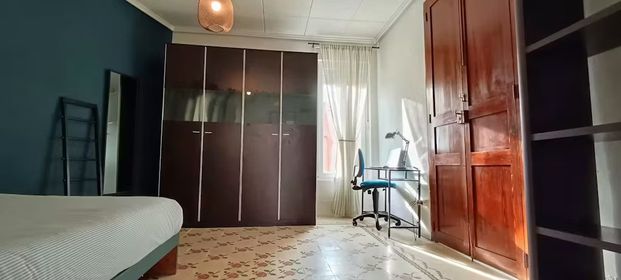 Carrer Santiago García, Burjassot, Valencian Community 46100 - Photo 1