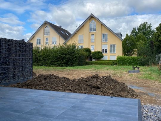 Neubau-Einfamilienreihenhaus in begehrter Lage von Troisdorf-Kriegsdorf! - Photo 1