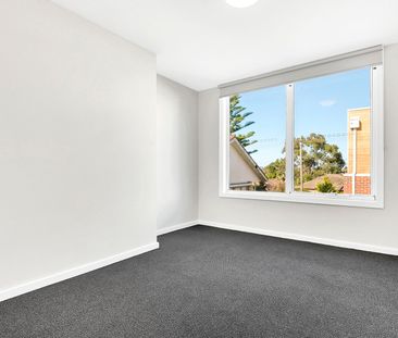 3/38 Dorrington Avenue, Reservoir VIC 3073 - Photo 5