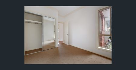 Stunning Single Story Villa - Photo 2