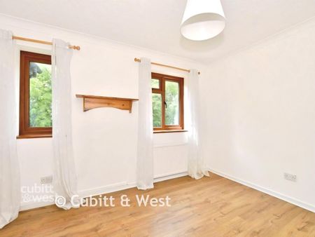 6 bedroom detached house to rent - Photo 4