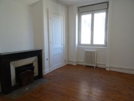 APPARTEMENT T6 A LOUER - Photo 2