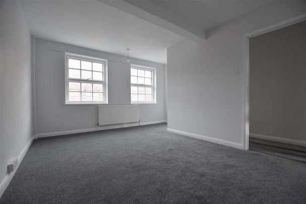 Church Street, Reigate, RH2 - Photo 1