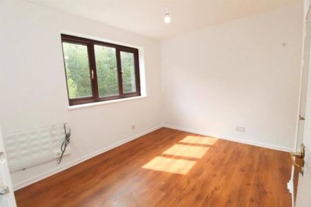 2 bedroom house to rent Mendelssohn Grove, Browns Wood, Milton Keynes, MK7 - Photo 4