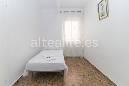 Apartamento de alquiler en Avenida de la Nucía, Altea ciudad - Photo 5