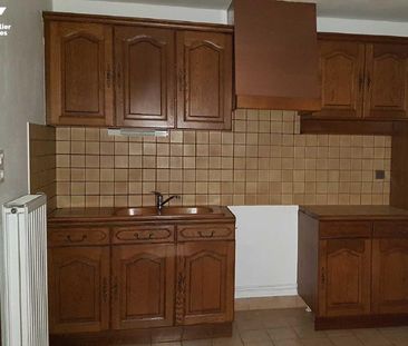 Maison d'habitation comprenant : Au rez-de-chaussée : cuisine aména... - Photo 4