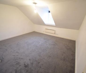 4 bedroom flat to rent - Photo 4
