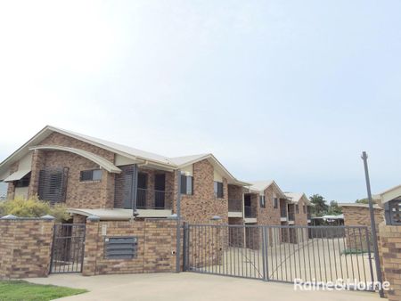 1/3 McBrien Court, Redbank Plains, QLD 4301 - Photo 4