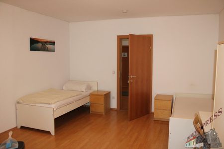 1 Zimmer Apartment mit 2 Betten mit Dusche und WC in Fischamend 470,-- Euro monatliche Pauschale sofort verfügbar - Meldezettel möglich - Photo 2