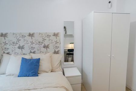 Carrer de la Mare de Déu del Pilar, Paterna, Valencian Community 46980 - Photo 2