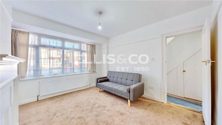 3 bedroom end of terrace house to rent - Photo 2