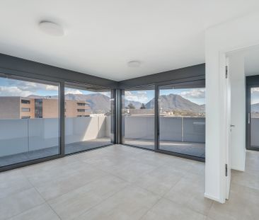 MODERNO APPARTAMENTO DI 3.5 LOCALI VICINO ALLA STAZIONE - Foto 1