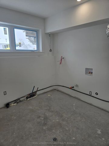 92 Lywood Street #4 - Photo 2