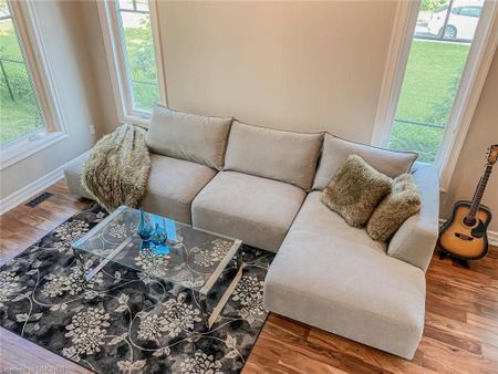 For Lease - 231 ROSEWOOD Avenue, Fort Erie, Ontario - Photo 2