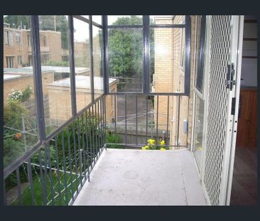14/82 Campbell Road, Hawthorn East VIC 3123 - Apartment For Rent | ... - Photo 1
