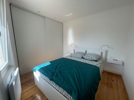 Location Appartement 2 pièces 51m² SETE 34200 - Photo 4