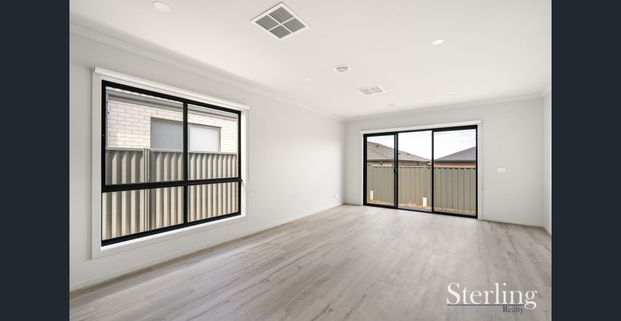 Position Perfect! - Photo 1