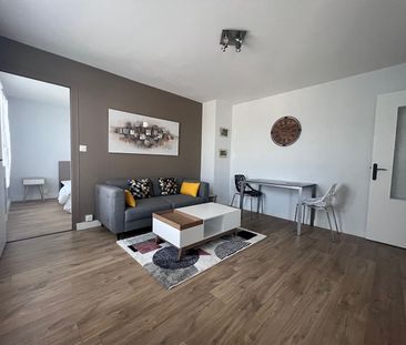 Location Appartement 2 pièces 35m² ST NAZAIRE 44600 - Photo 2
