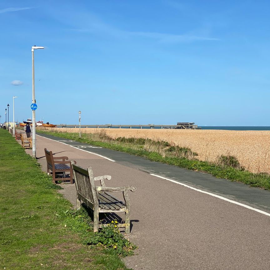 Marine Road, Walmer - Photo 1