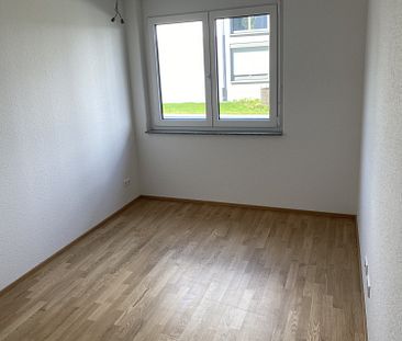 Wohlfühlwohnung mit Befristung zum 31.05.2025: 4-Zimmerwohnung mit Terrasse und Gartenanteil - Photo 4