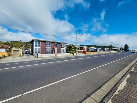 Location! Location! Location! Living close to town but with Ocean Views - Photo 5