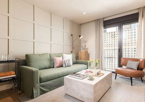 Calle de la Farmacia, Madrid, Community of Madrid 28004