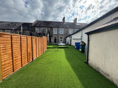 11A College Street, Ammanford, SA18 - Photo 5