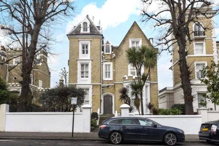 3 bedroom flat in St John's Wood - Photo 2