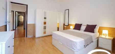 Carrer de València, Barcelona, Catalonia 08029 - Photo 3