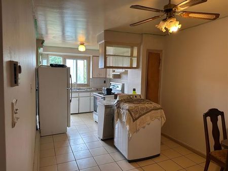 8841 10e Avenue - Photo 3