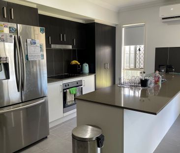 33 Tranquil Drive, - Photo 1