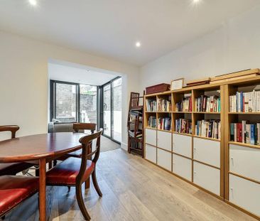 4 bedroom end of terrace house to rent - Photo 3