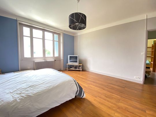 Location maison 8 pièces, 190.00m², Nantes - Photo 1