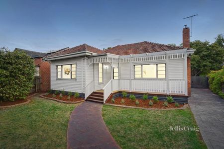 6 Caroline Street, Ringwood - Photo 2