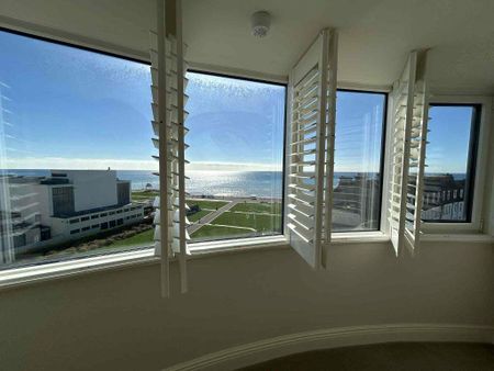 3 bedroom flat to rent - Photo 5